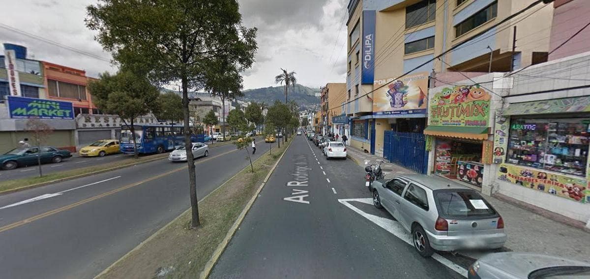 Venta Local Comercial o Terreno en La Villaflora Av Rodrigo de Chavez — imagen 8