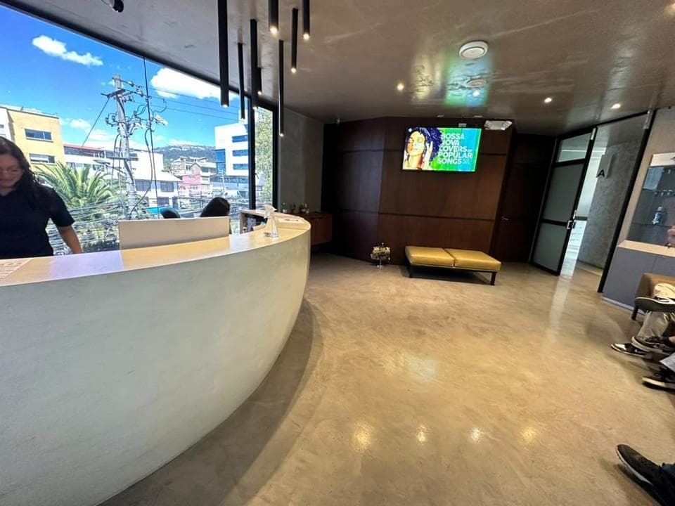 De Venta Edificio, Sector Metropolitano 1.231 m² de Construccion — imagen 3