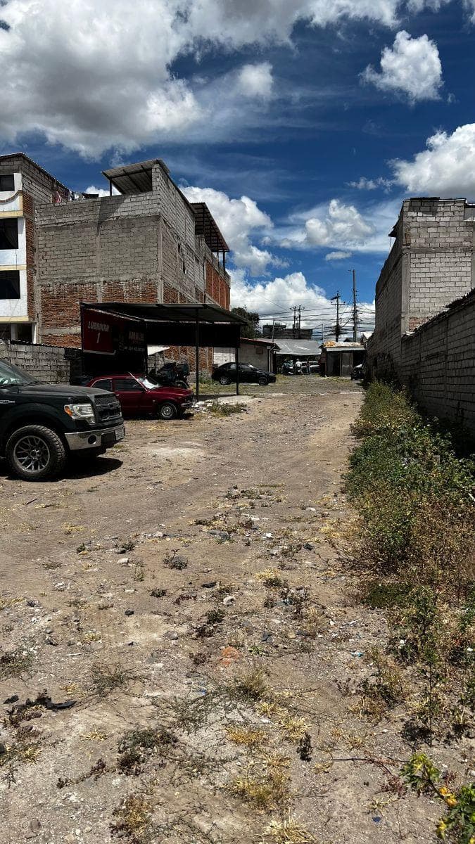 Vendo Lote Comecial Centro de Sangolquí — imagen 3