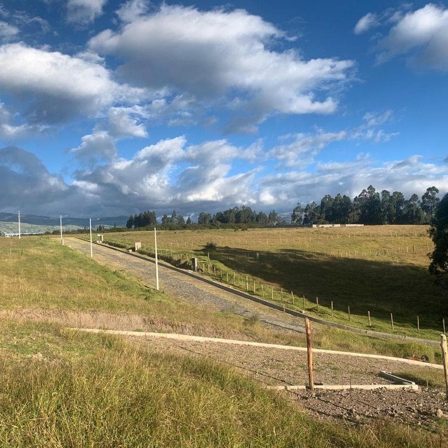 Venta Terreno 3500 m² Dentro de Urbanizacion Valle de Los Chillos Altos de Betania — imagen 3
