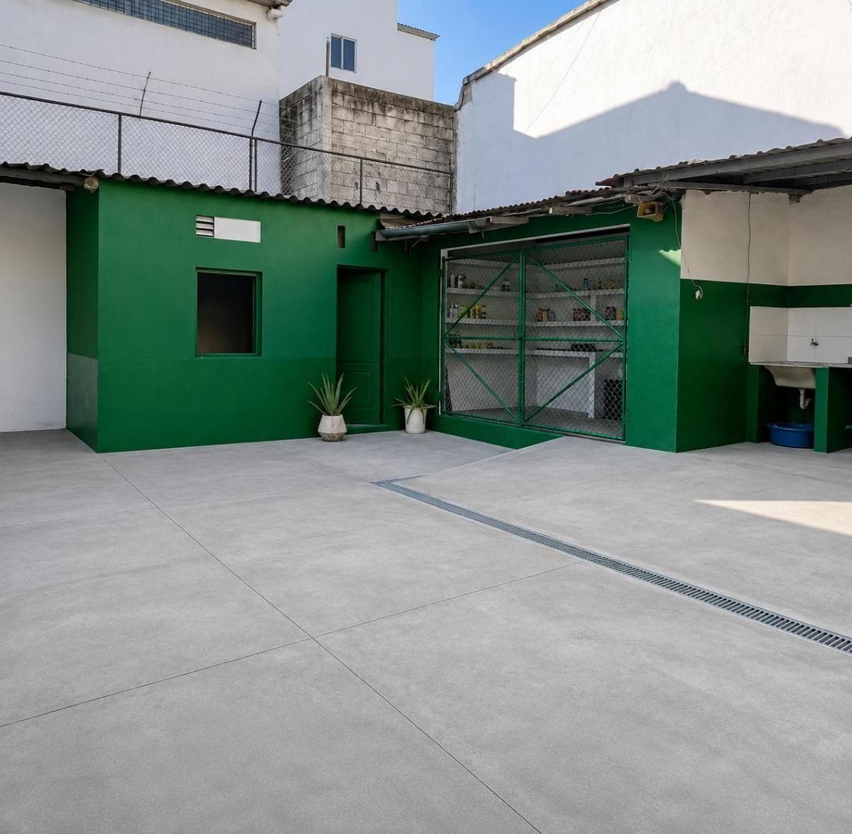 Edificio Comercial de 1.162 m² | Acceso Para Camiones | Av Quito y Luis Urdaneta, Guayas — imagen 7