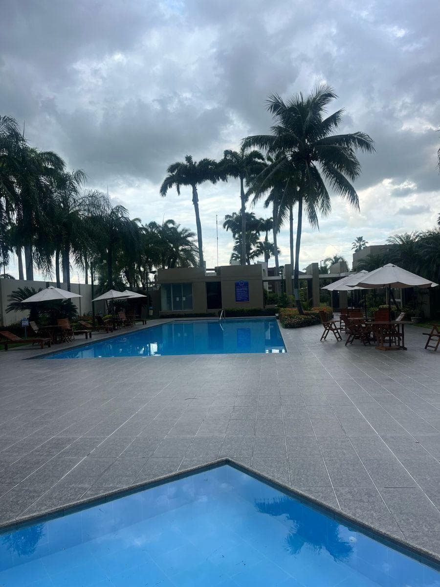 Samborondón Km 7 Laguna del Sol Terreno Al Lago en Venta, Guayas — imagen 6