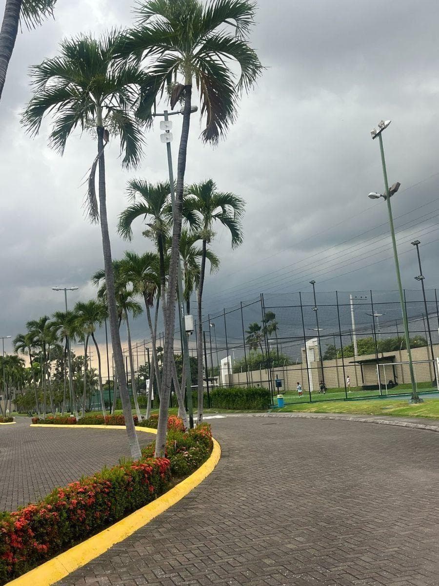 Samborondón Km 7 Laguna del Sol Terreno Al Lago en Venta, Guayas — imagen 5