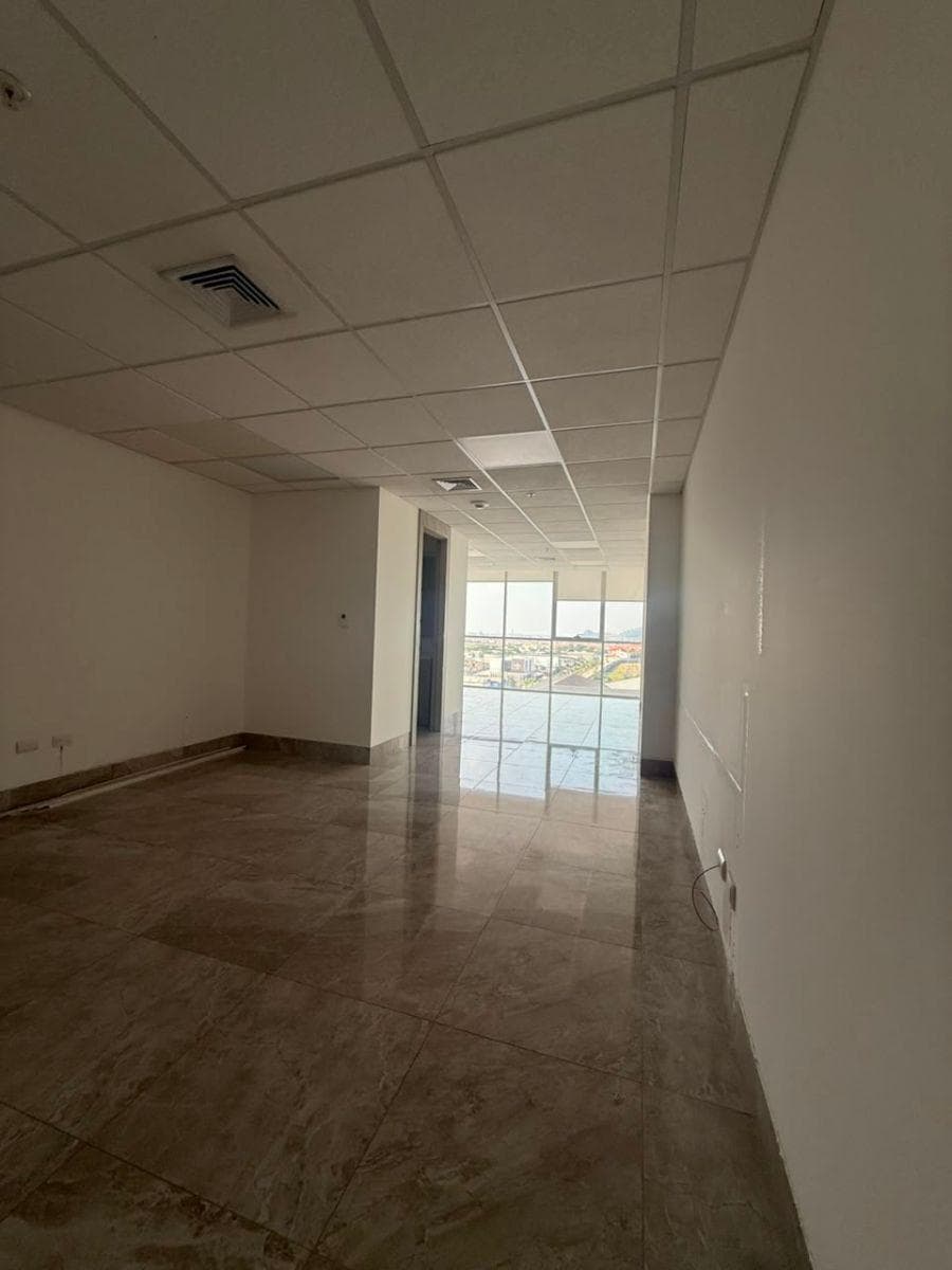 Oficina en Venta edificio Platinum, Guayas — imagen 5