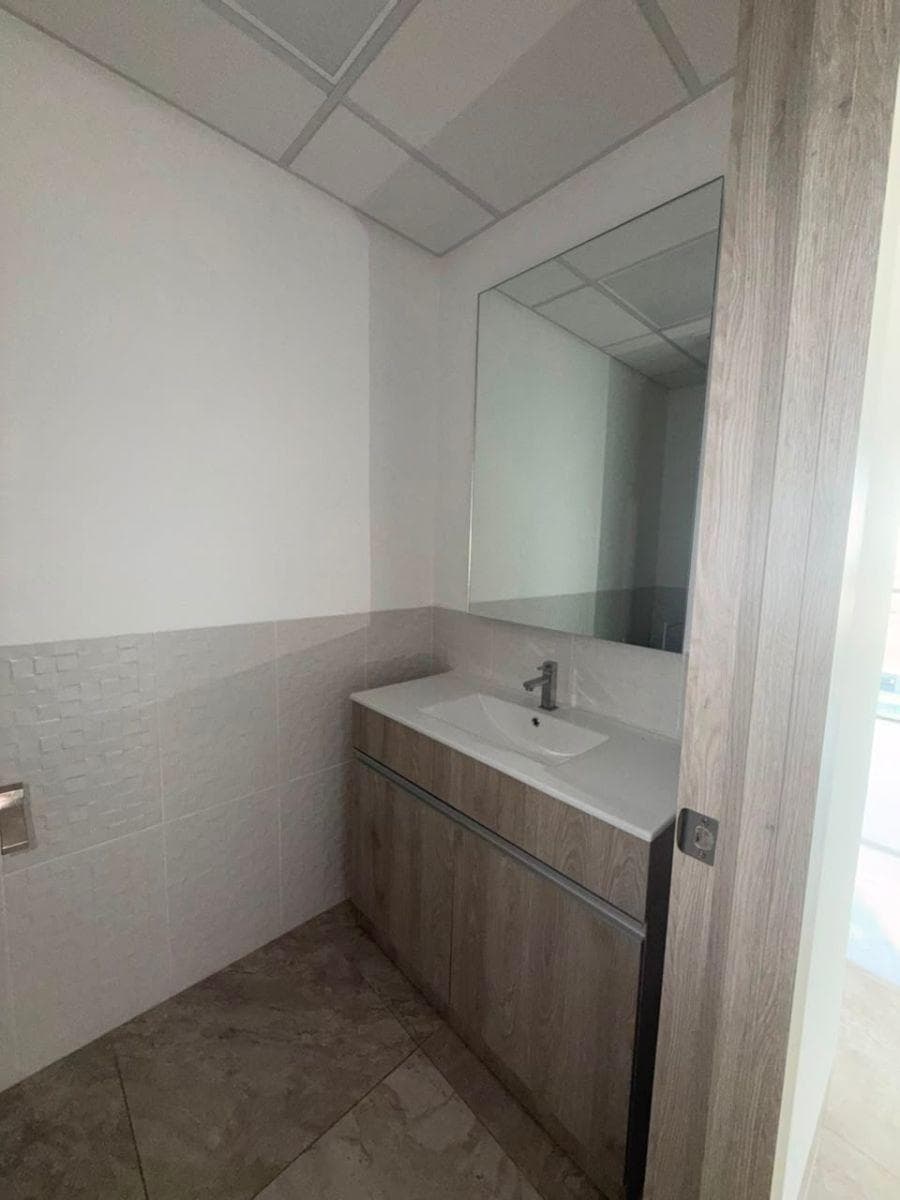 Oficina en Venta edificio Platinum, Guayas — imagen 4