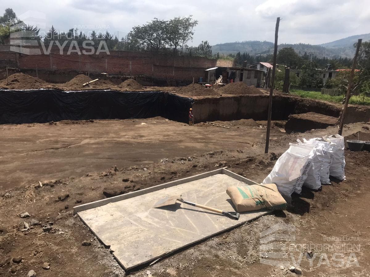 Tumbaco - Tola Chica, Casa de 137 m², 3 Pisos - Venta en Conjunto (C - 15) — imagen 3