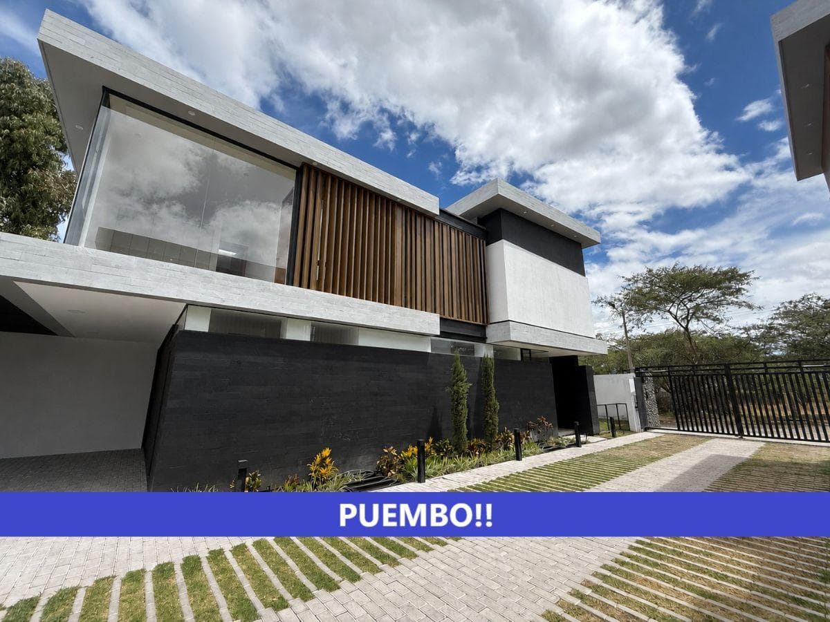Hermosa Casa Moderna de Venta en Urbanización Privada Puembo! a Estrenar! — imagen 1