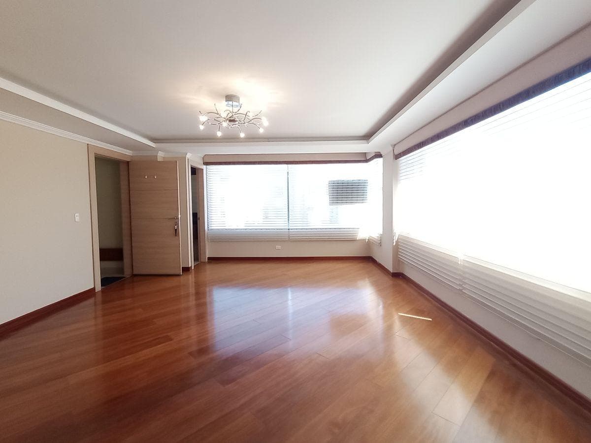 Departamento Como Nuevo 97 m² con 2 Dorm. en Venta en La Urb. Jardines de Amagasí — imagen 10