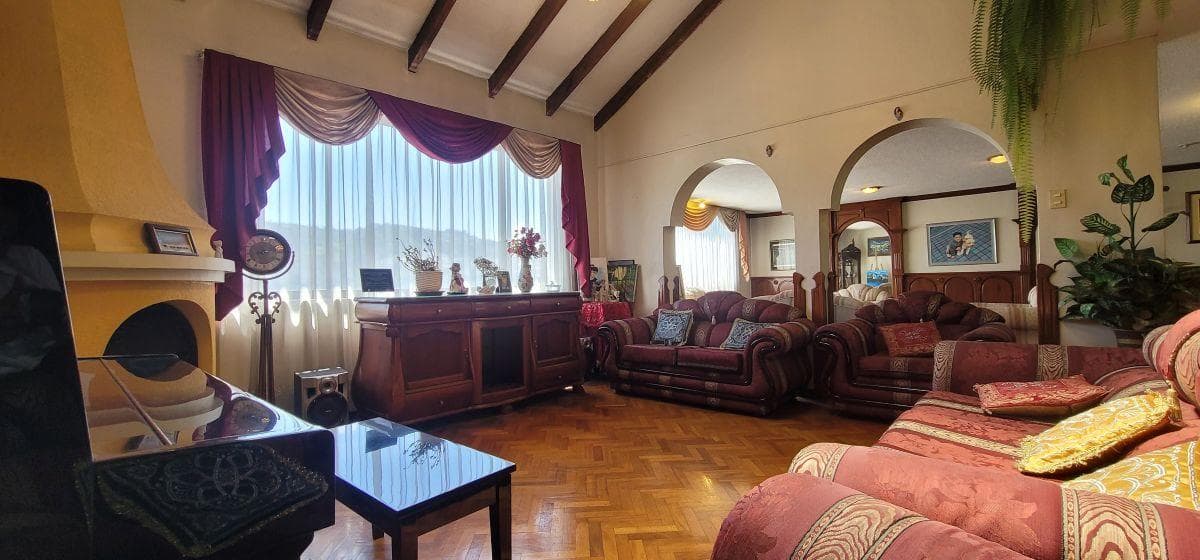 Casa Rentera de Venta en La Vicentina, Quito — imagen 10