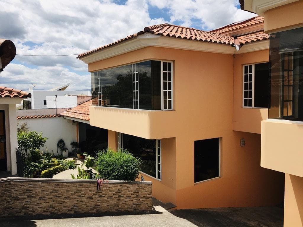 Cumbaya Venta Casas Gemelas Sector Jacaranda, Excelente Oportunidad de Vivienda — imagen 8