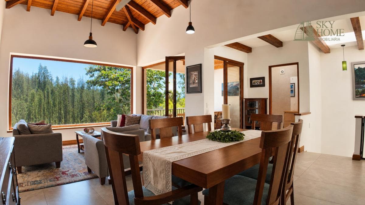Venta Hermosa Casa en Tanda, con Ascensor, Paneles Solares y Jardín 137 m² — imagen 3
