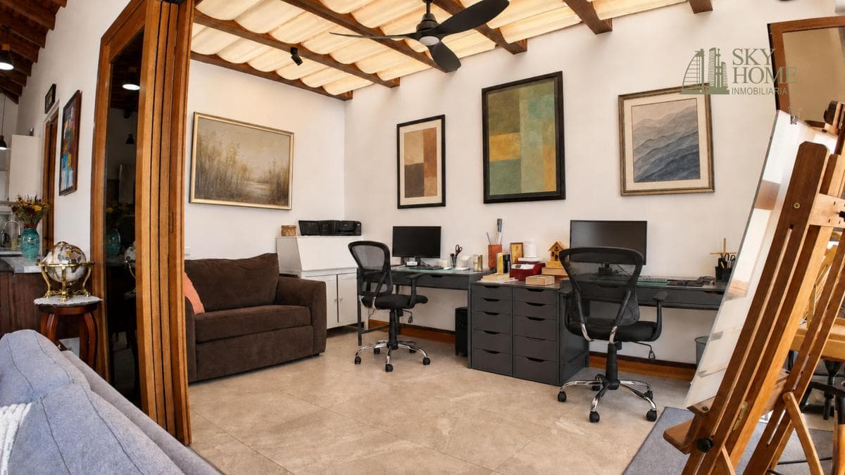 Venta Hermosa Casa en Tanda, con Ascensor, Paneles Solares y Jardín 137 m² — imagen 2