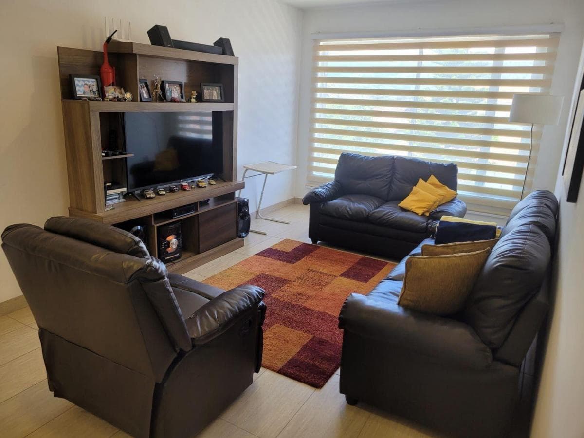 Valle de Los Chillos Departamento con Balcón en Venta Dentro de Urbanización Sector Playa Chica — imagen 7