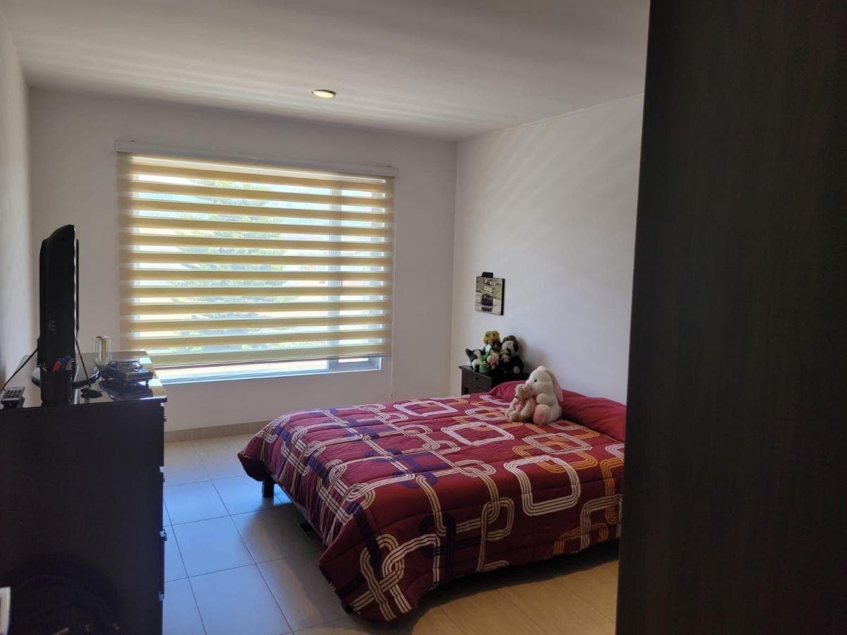 Valle de Los Chillos Departamento con Balcón en Venta Dentro de Urbanización Sector Playa Chica — imagen 4