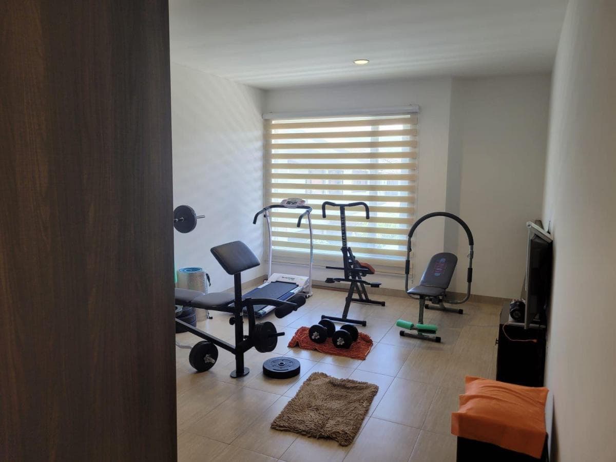 Valle de Los Chillos Departamento con Balcón en Venta Dentro de Urbanización Sector Playa Chica — imagen 2