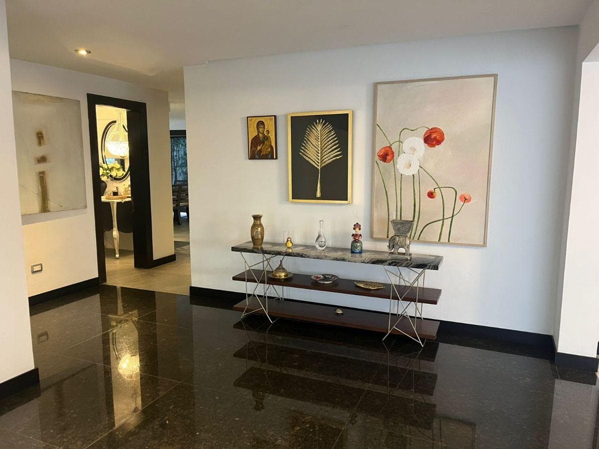 Exclusiva Casa de Lujo en Quito Tenis de Venta — imagen 10