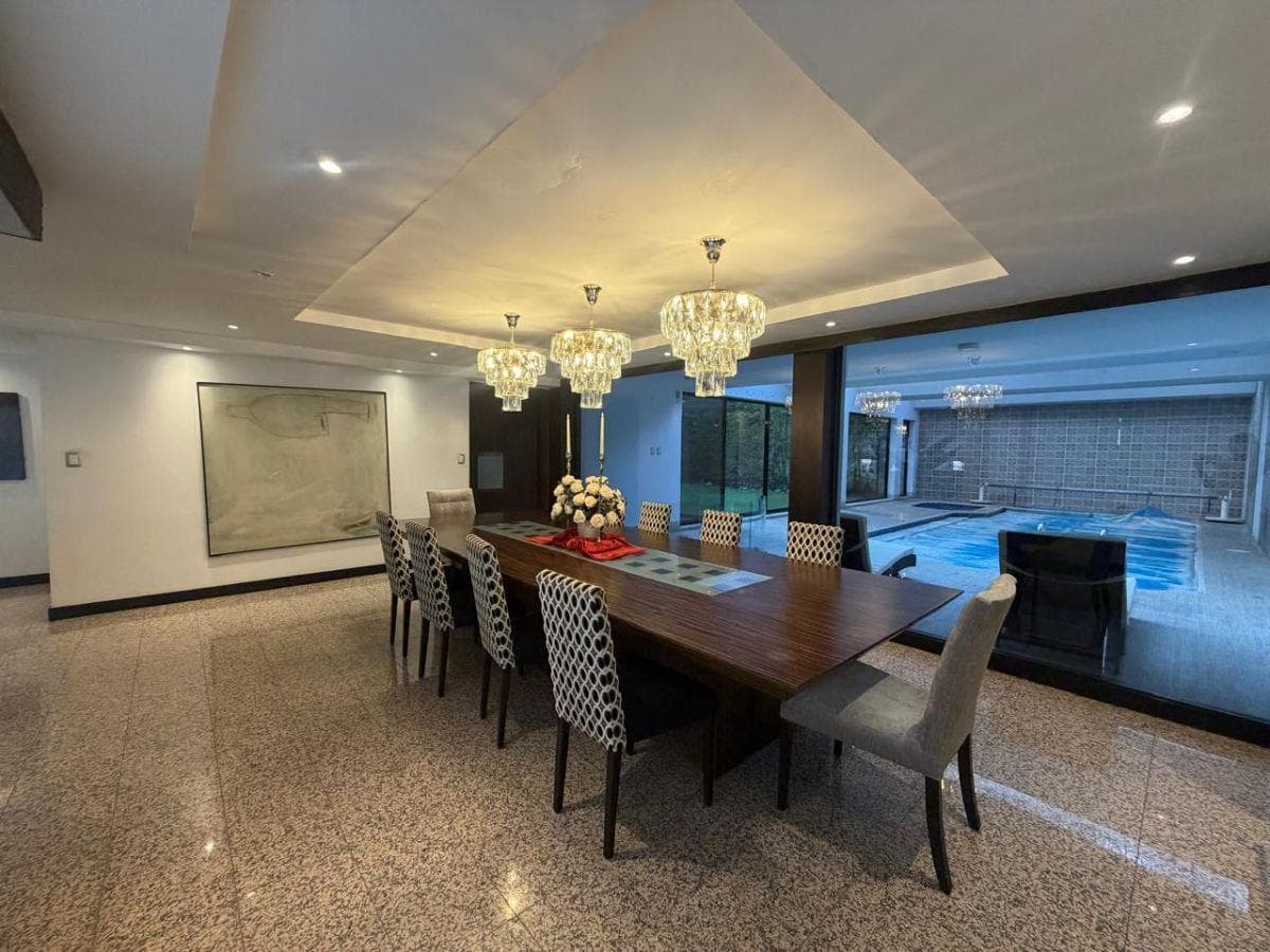 Exclusiva Casa de Lujo en Quito Tenis de Venta — imagen 7