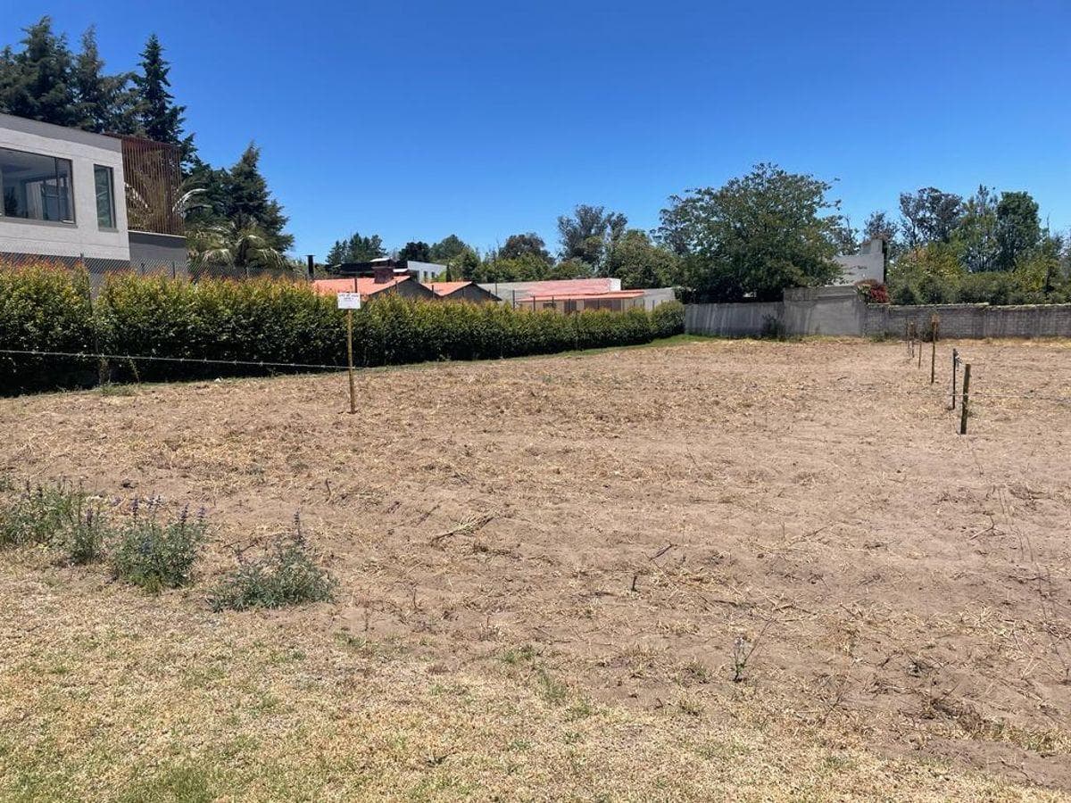 Puembo, Espectaulares Terrenos Planos en Urbanización 1250 m² y 1175,77 m², Naturaleza y Tranquilidad — imagen 3