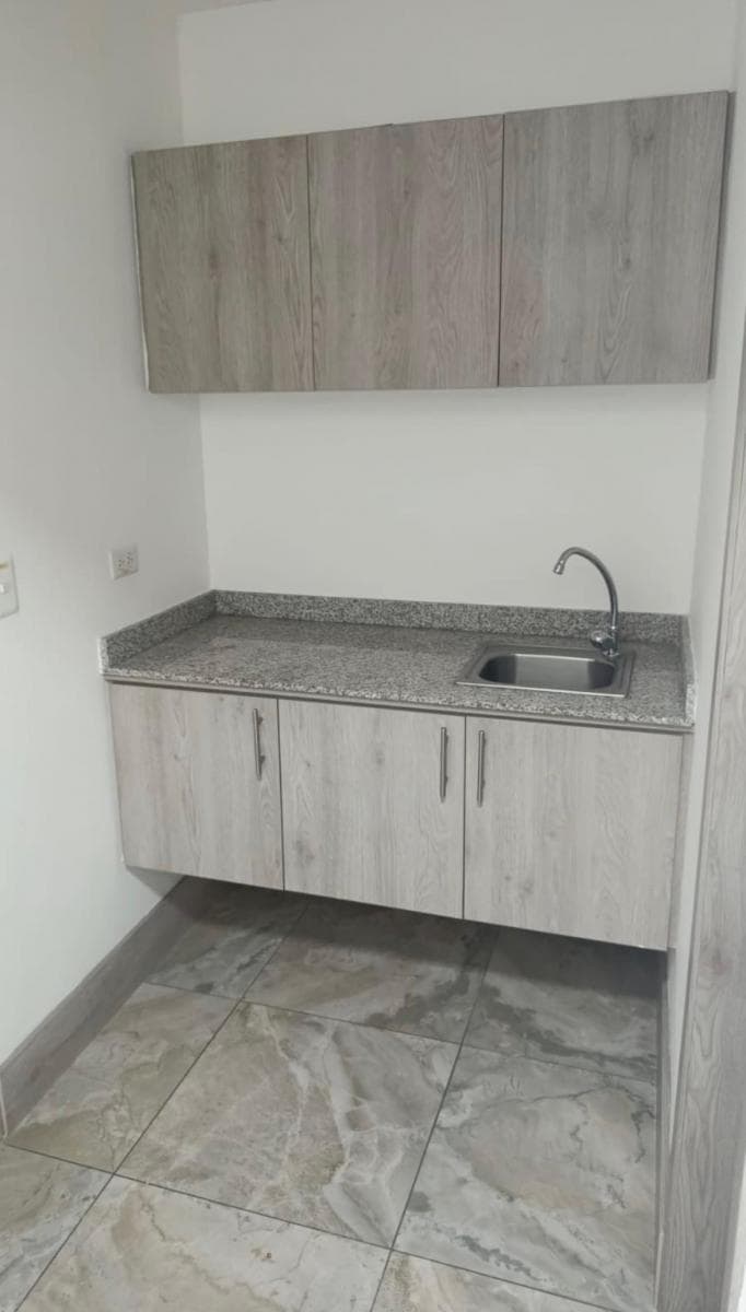 Oficina de Venta, 100 m² Edificio Corporativo, Tamayo y Baquerizo Moreno — imagen 5