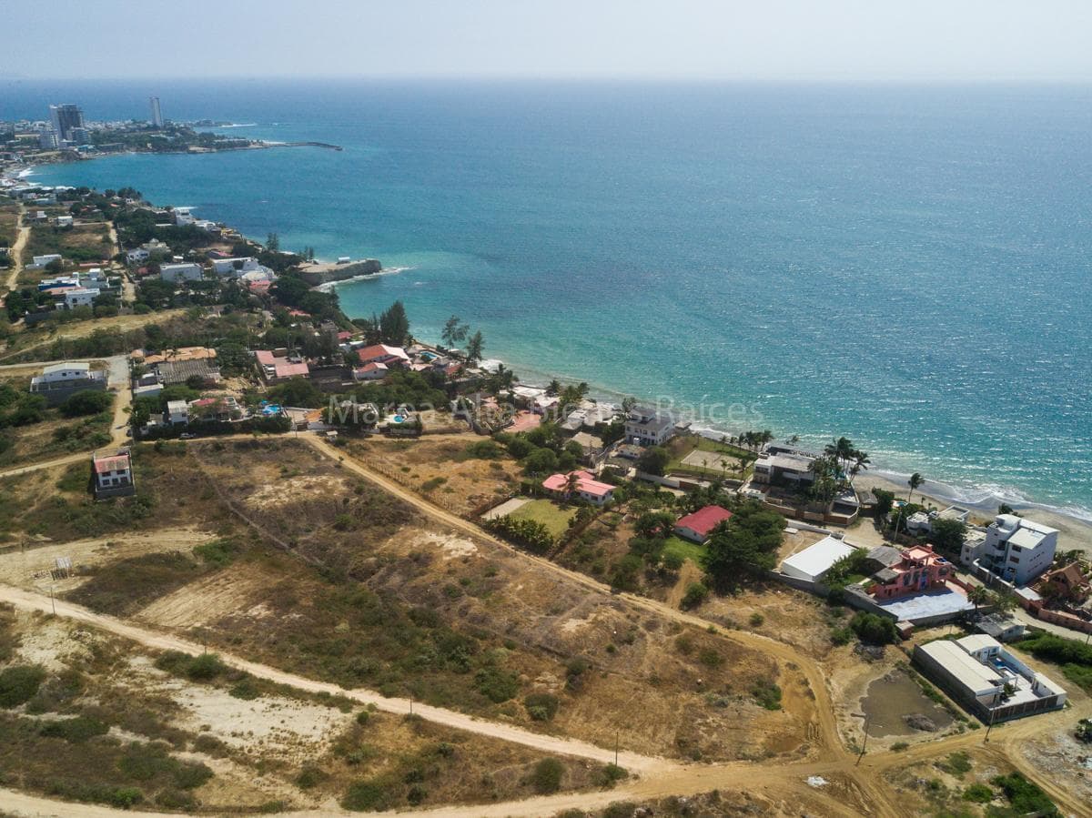 Terrenos en Punta Blanca con Vista Al Mar en Venta — imagen 1