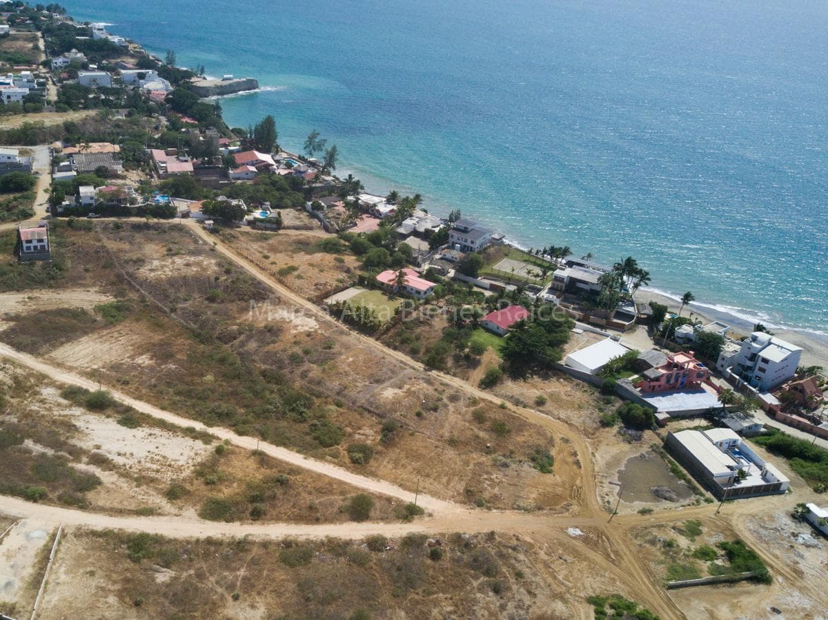 Terrenos en Punta Blanca con Vista Al Mar en Venta — imagen 3