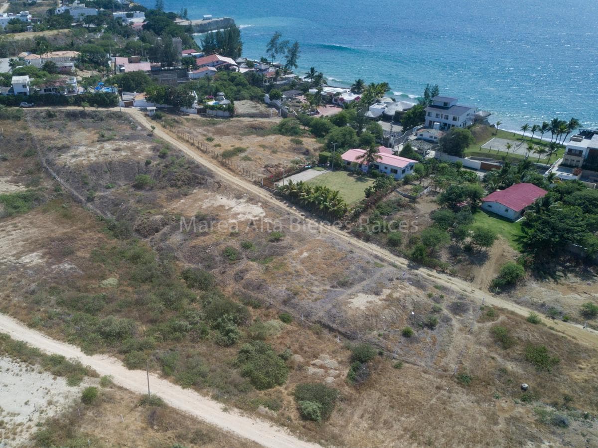 Terrenos en Punta Blanca con Vista Al Mar en Venta — imagen 2