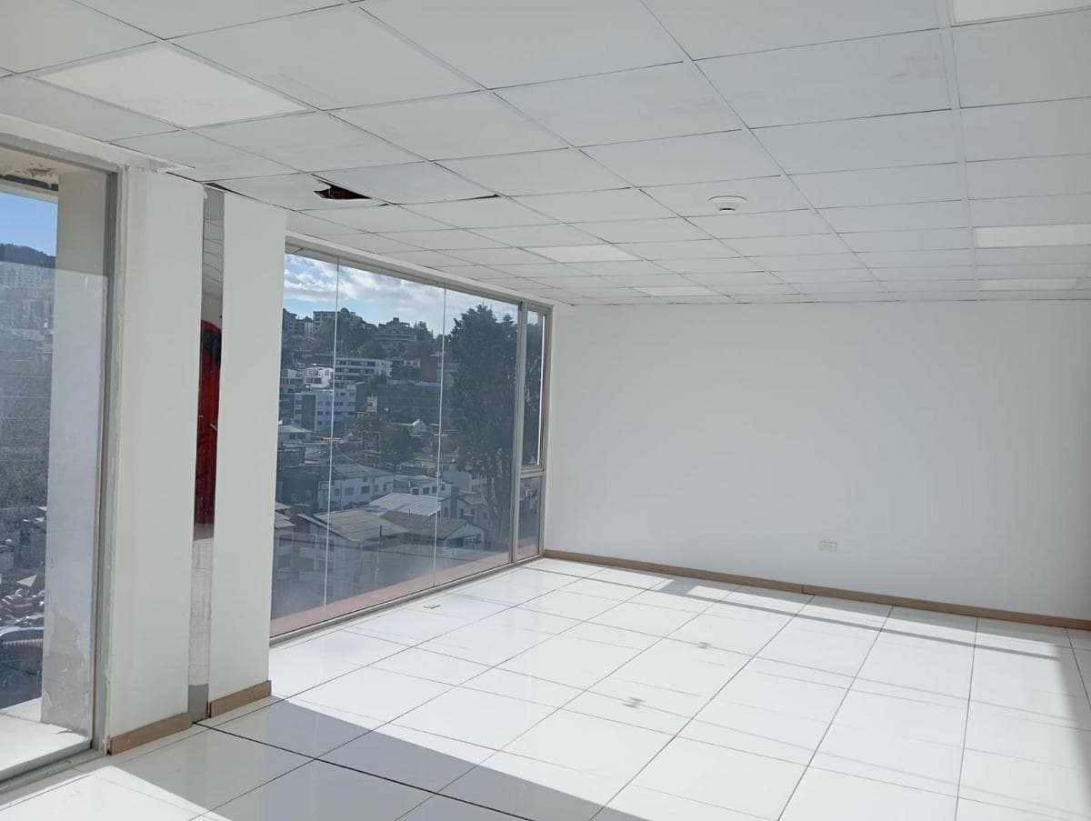 Oficinas y Consultorios de Venta por Estrenar | Sector Hospital Axxis | Supermaxi Granda Centeno — imagen 7