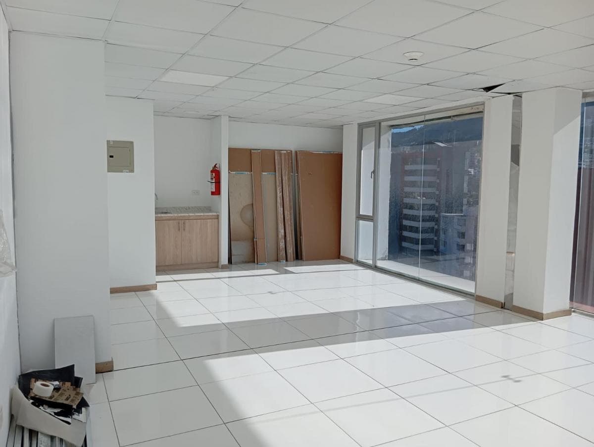 Oficinas y Consultorios de Venta por Estrenar | Sector Hospital Axxis | Supermaxi Granda Centeno — imagen 6