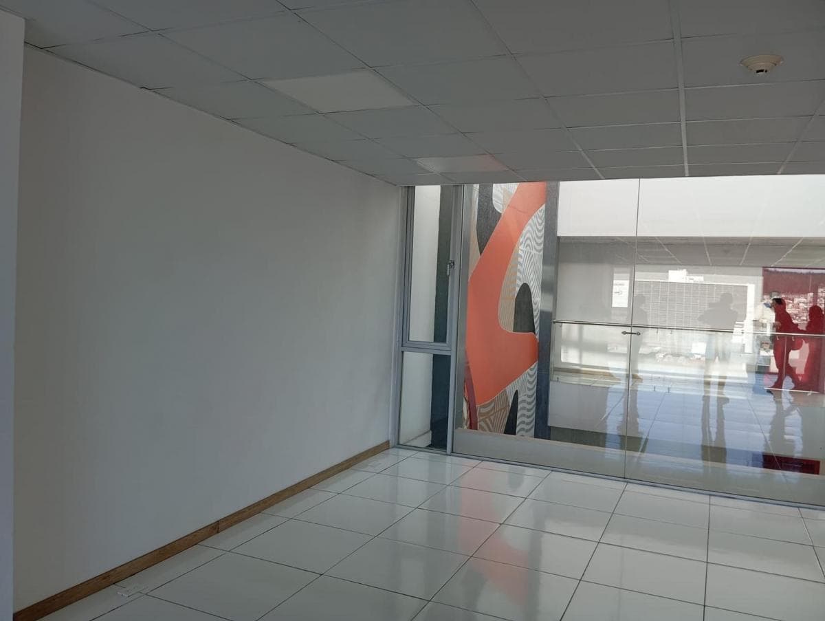 Oficinas y Consultorios de Venta por Estrenar | Sector Hospital Axxis | Supermaxi Granda Centeno — imagen 2