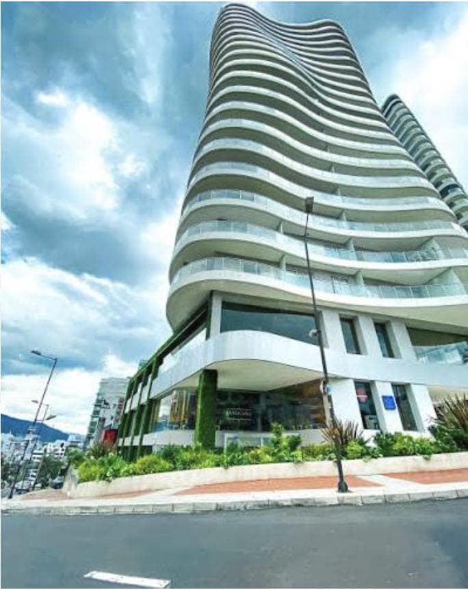 Local Comercial 3 de Venta - Edificio Yoo Quito — imagen 1