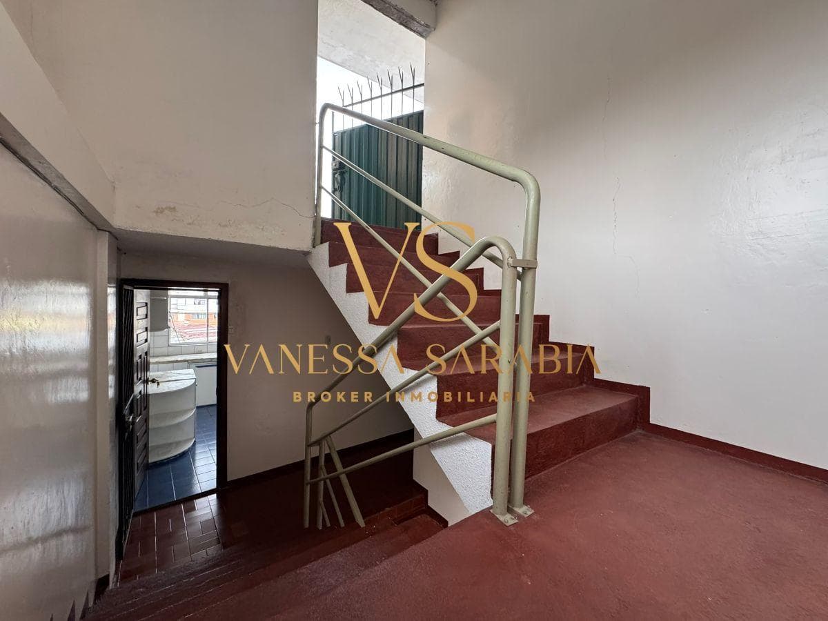 Casa Rentera de 526 m² con 12 Habitaciones en Venta en La Real Audiencia - Norte de Quito — imagen 2