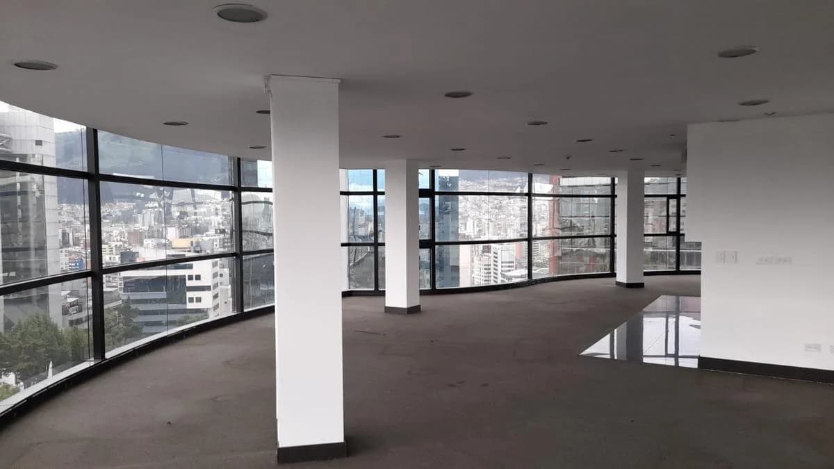 Jv Sector 12 de Octubre, Oficina en Venta, 250 m, Edificio Corporativo — imagen 1