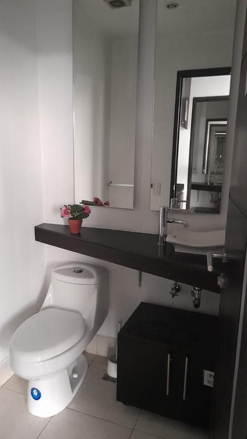 Jv Sector 12 de Octubre, Oficina en Venta, 250 m, Edificio Corporativo — imagen 2