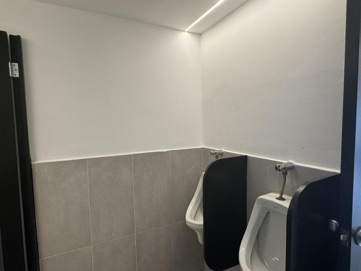 Venta Oficina de Lujo en un Penthouse de La República de El Salvador — imagen 7