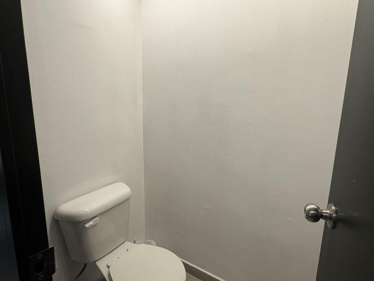 Venta Oficina de Lujo en un Penthouse de La República de El Salvador — imagen 6