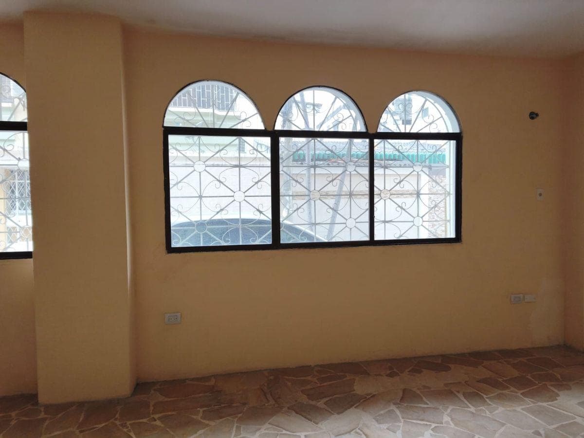 Departamento de Venta Kennedy Nueva, Planta Baja, 3 Dorm., 1 Parqueo. Guayas — imagen 8