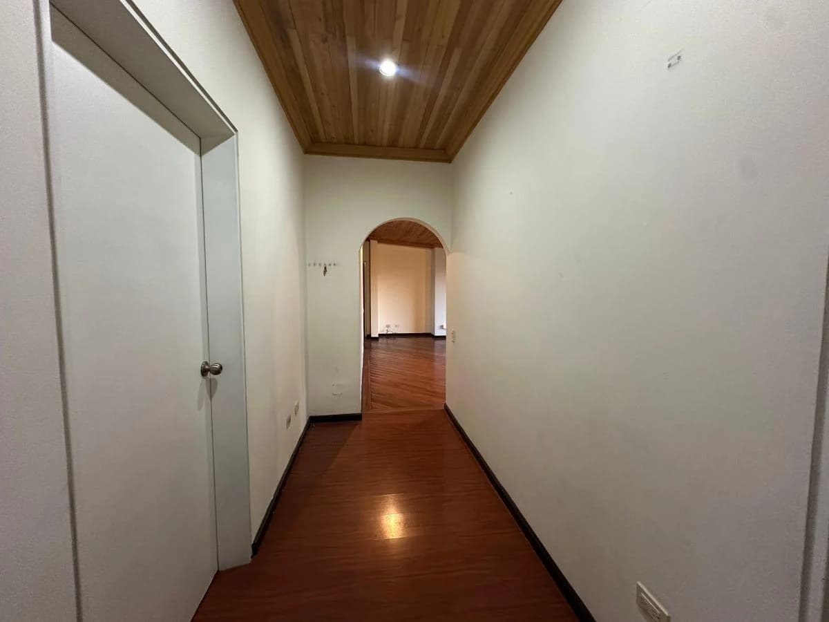 Vendo Excelente Departamento 3 Dormi. 2 Estacionamientos, Vista Panorámica, Colegio. San Gabriel — imagen 7