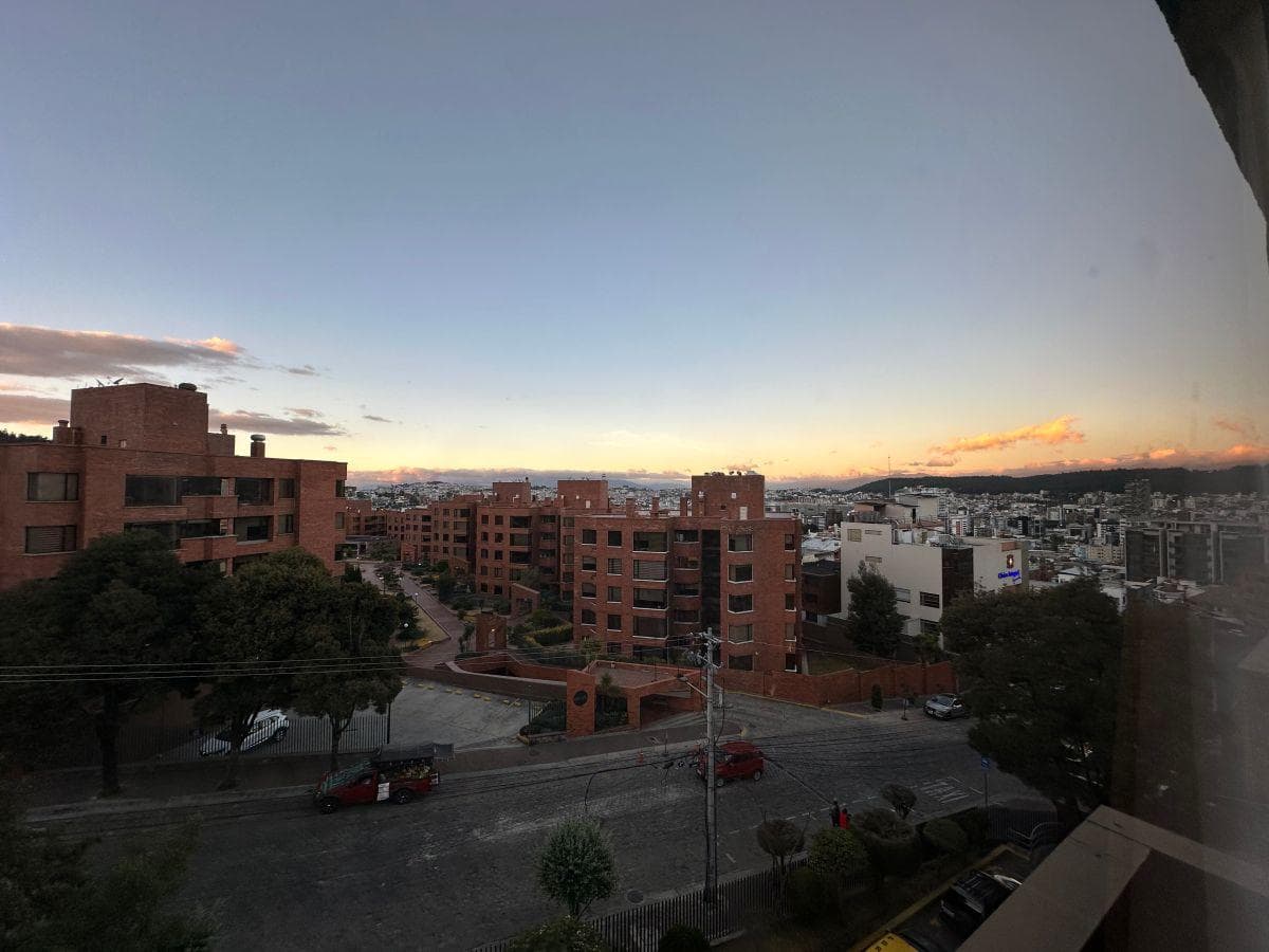 Vendo Excelente Departamento 3 Dormi. 2 Estacionamientos, Vista Panorámica, Colegio. San Gabriel — imagen 6