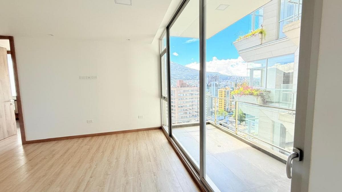 Departamento con Balcon Vista Al Pichincha, 82.26 m², 2 Habitaciones — imagen 8