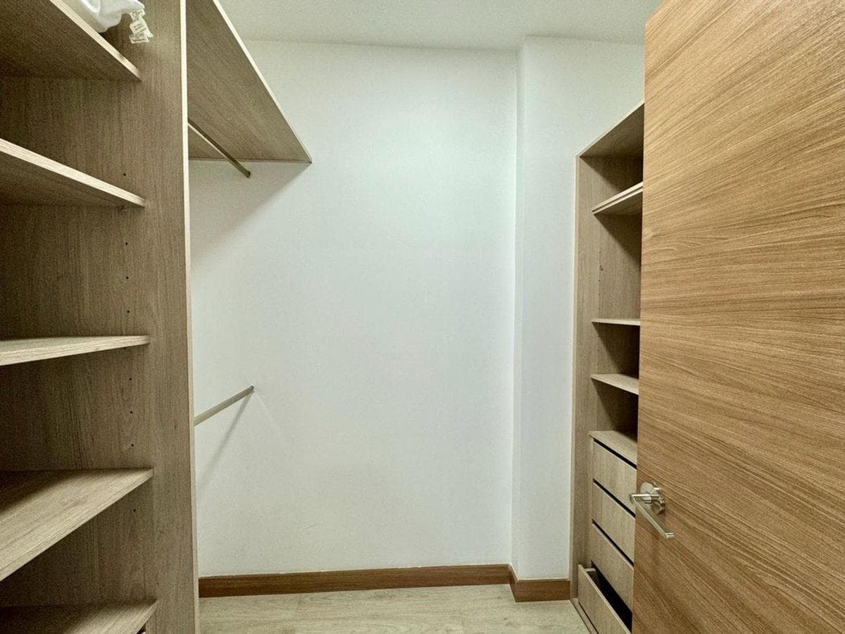Departamento en Venta de 3 Dorm. Sector El Batán — imagen 3