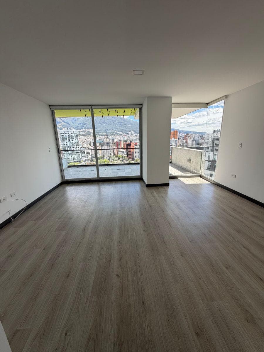 Hermoso Departamento de Venta Sector González Suárez — imagen 5