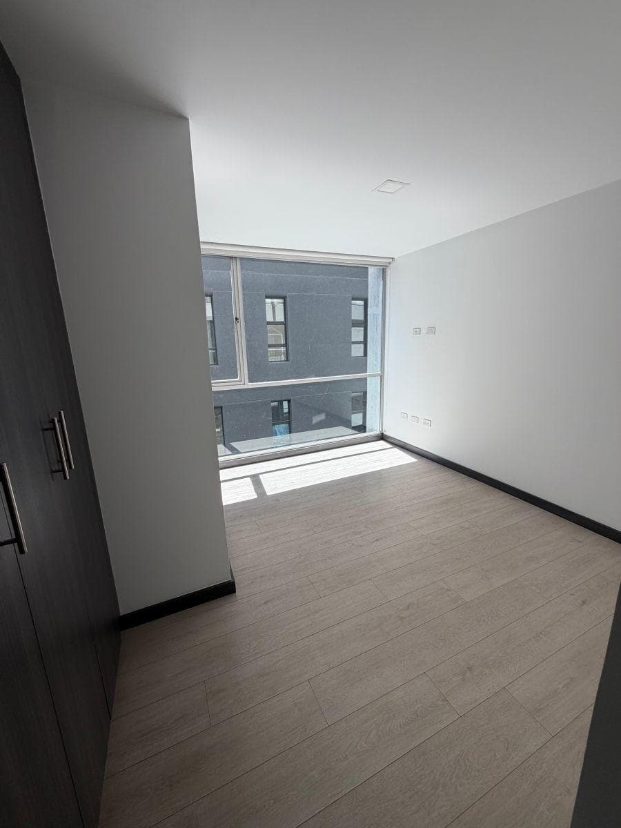 Hermoso Departamento de Venta Sector González Suárez — imagen 3