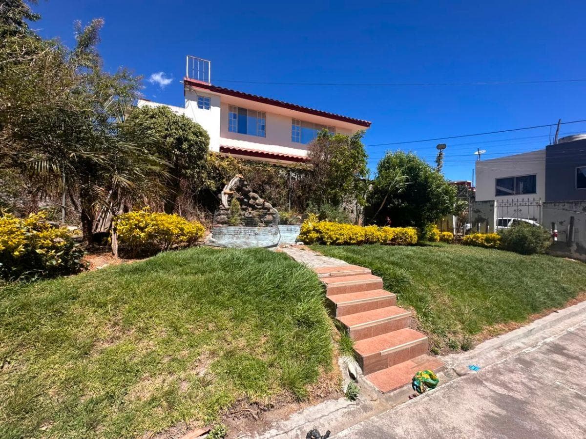 Casa Rentera de 3 Pisos + Terreno de 200 M²cayambe — imagen 5