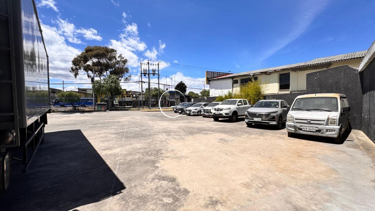 En Venta Espectacular Lote Para Proyectos Estratégicamente Ubicado (Galo Plaza Lasso - Labrador) — imagen 6