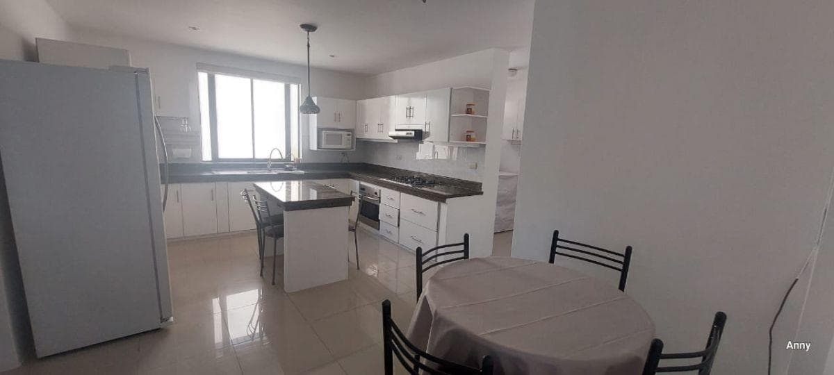 Casa de 378 m² con 3 Dorm. en Venta en Playa Murciélago, Manabí — imagen 8