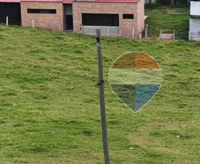 Terreno en Venta Cumbe Tarqui, Azuay — imagen 4