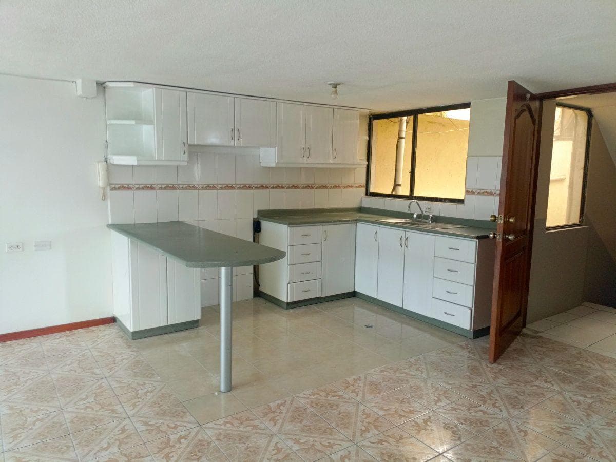 2 Unidades de Departamentos en Venta Sector Kennedy. de Oportunidad 2 X 1 — imagen 9