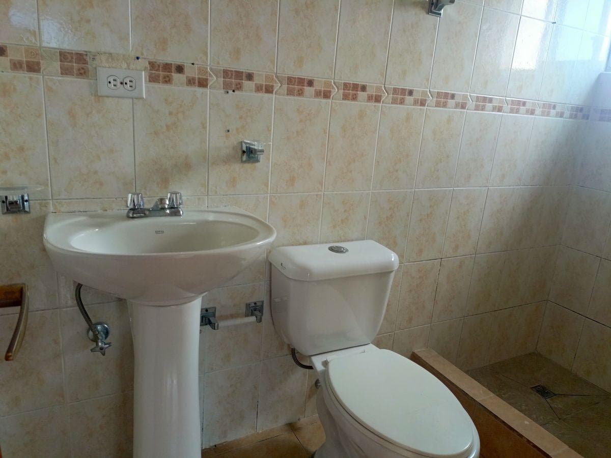 2 Unidades de Departamentos en Venta Sector Kennedy. de Oportunidad 2 X 1 — imagen 4