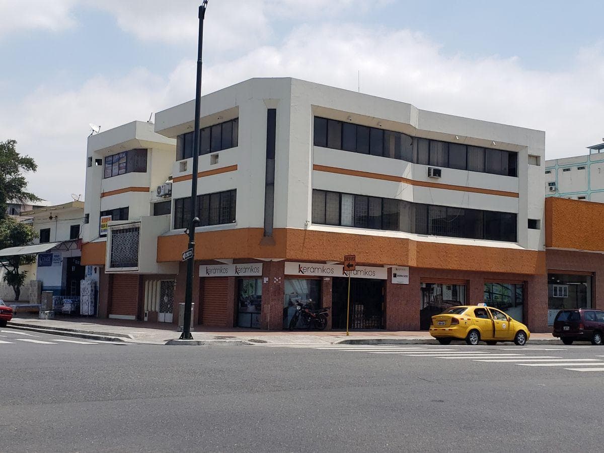 Oficina Comercial, Av Quito y Cuenca Esquina, Guayas — imagen 10