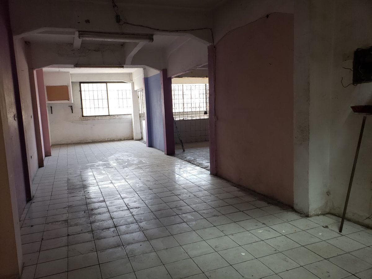 Oficina Comercial, Av Quito y Cuenca Esquina, Guayas — imagen 9